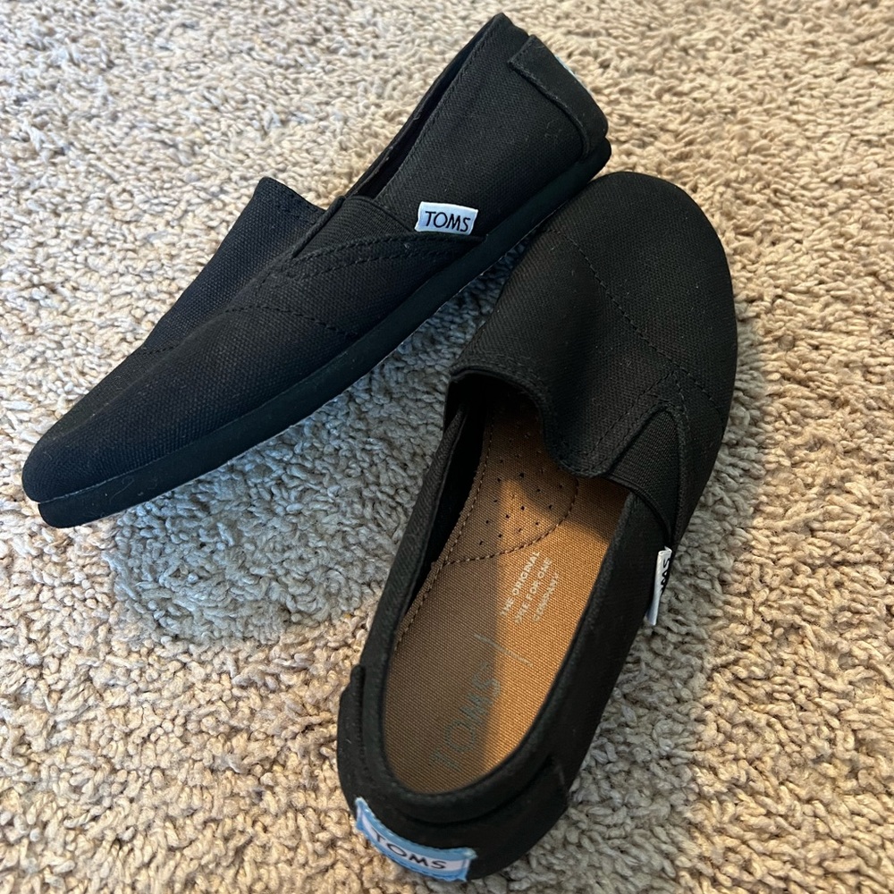 Black Toms - Size 5